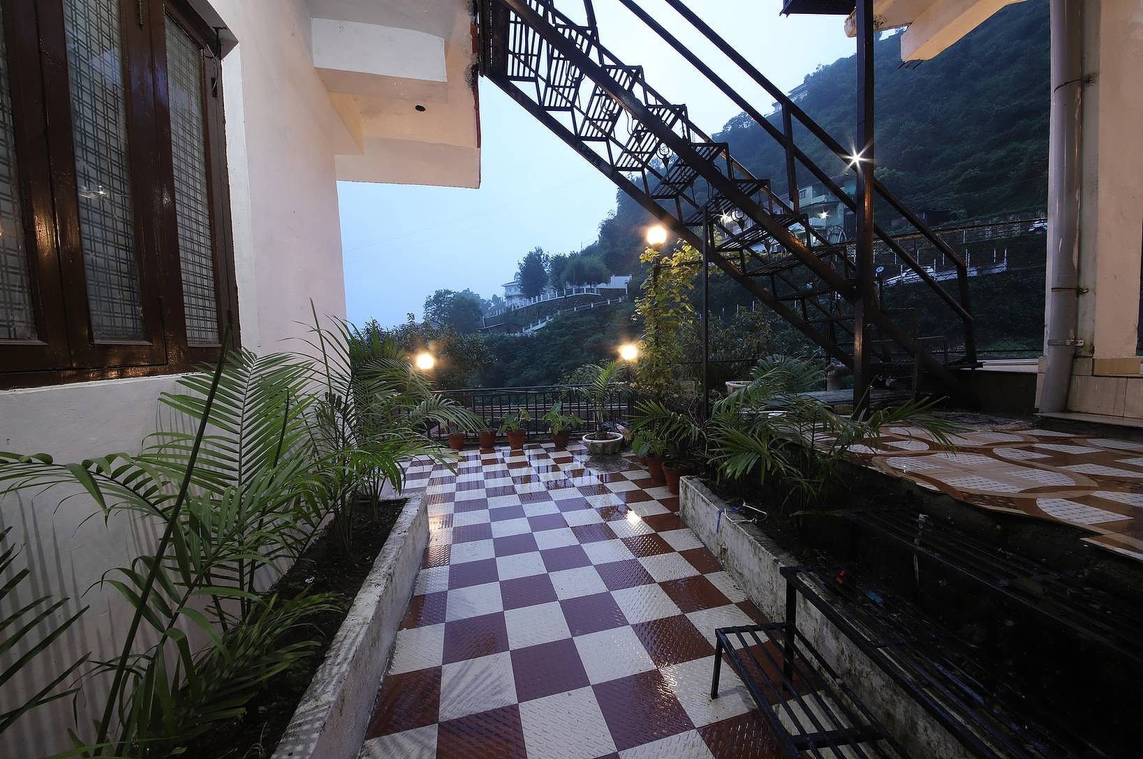 Perfectstayz Mussoorie