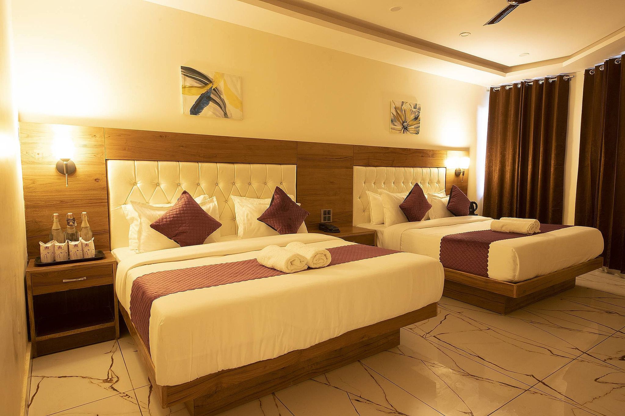 Perfectstayz Premium Westend ( Mall Road )