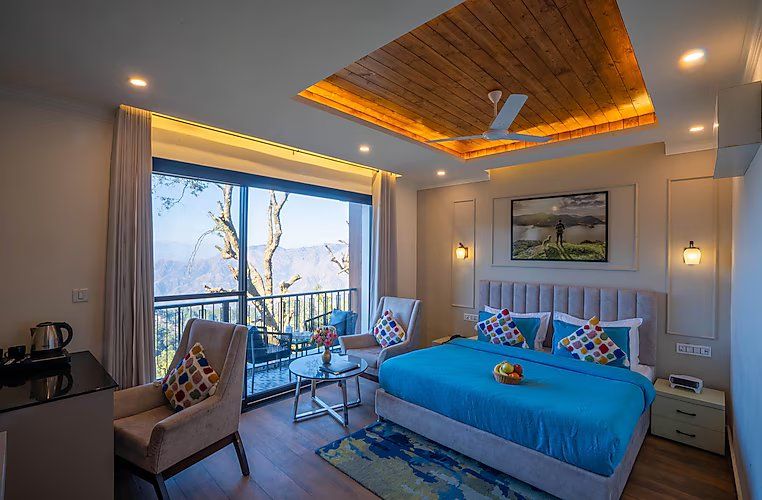 Executive Room with Private Balcony and Hill View