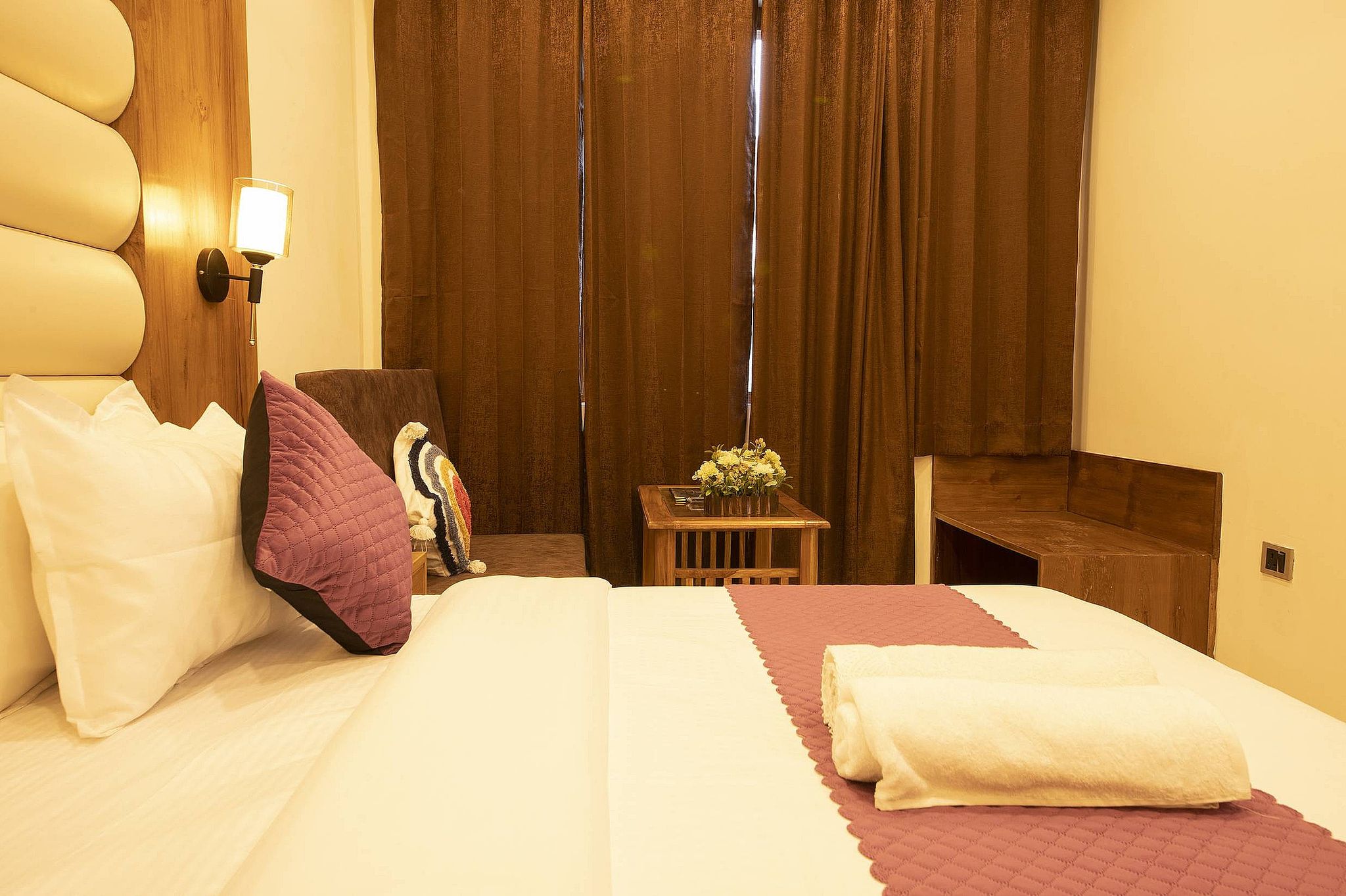 Perfectstayz Premium Westend ( Mall Road )