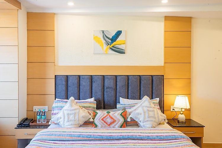 Junior Suite with Valley View
