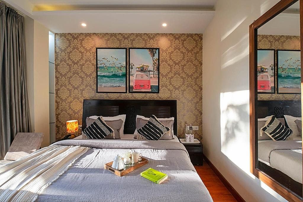 Executive Room with Balcony and Valley View