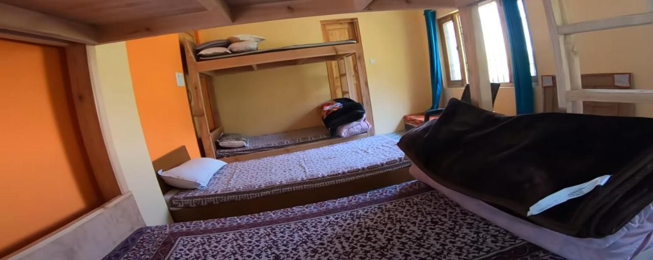 Dormitory 9 Bed