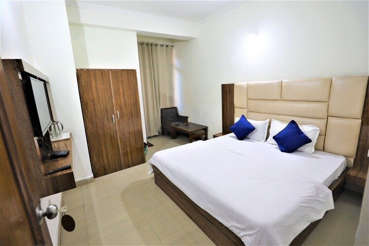 Deluxe Room with with Early Check Inn @ 5 Am (Subject to Availability)
