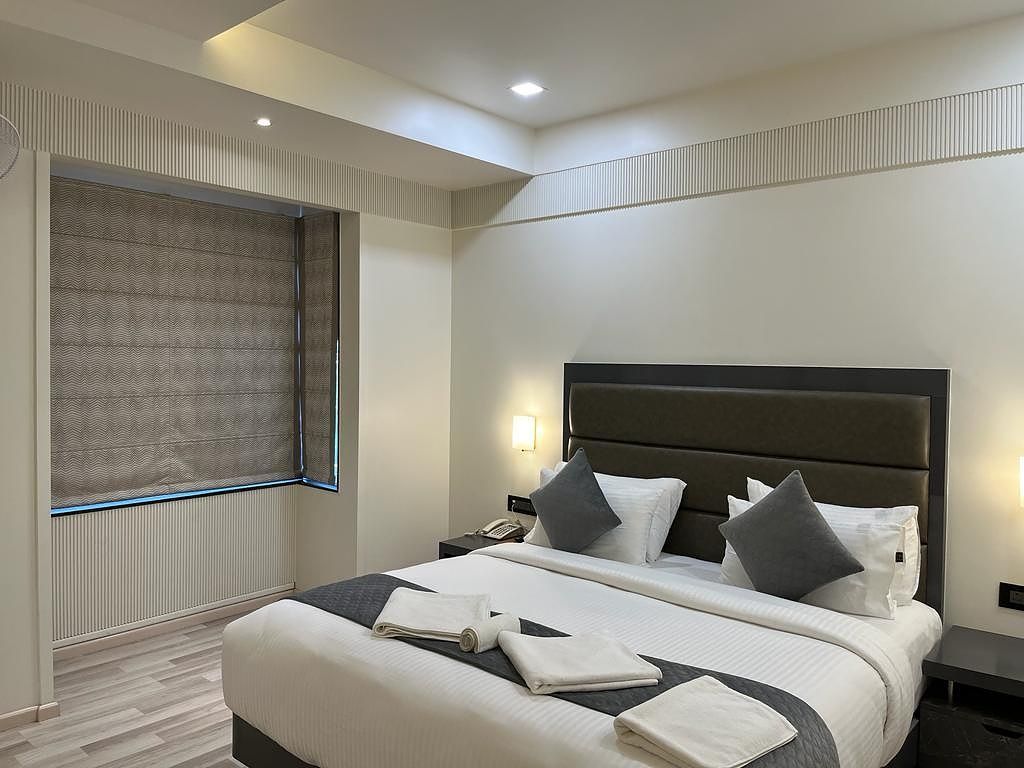 Premium Room with King Bed