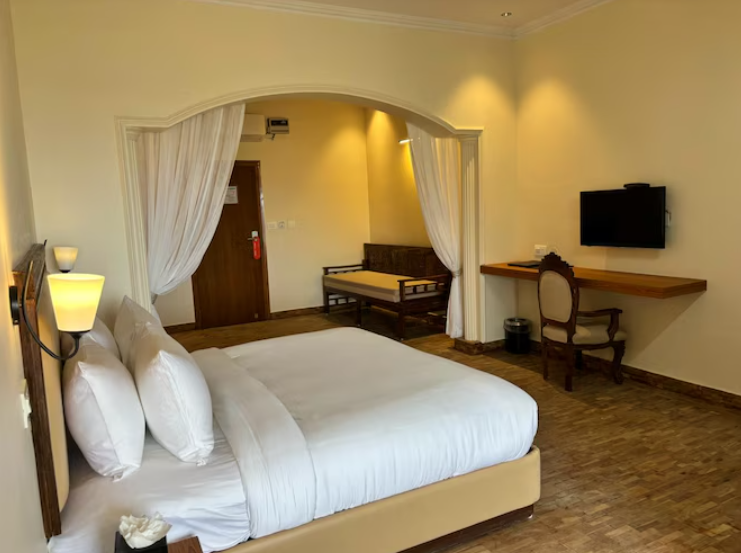    Superior Suite