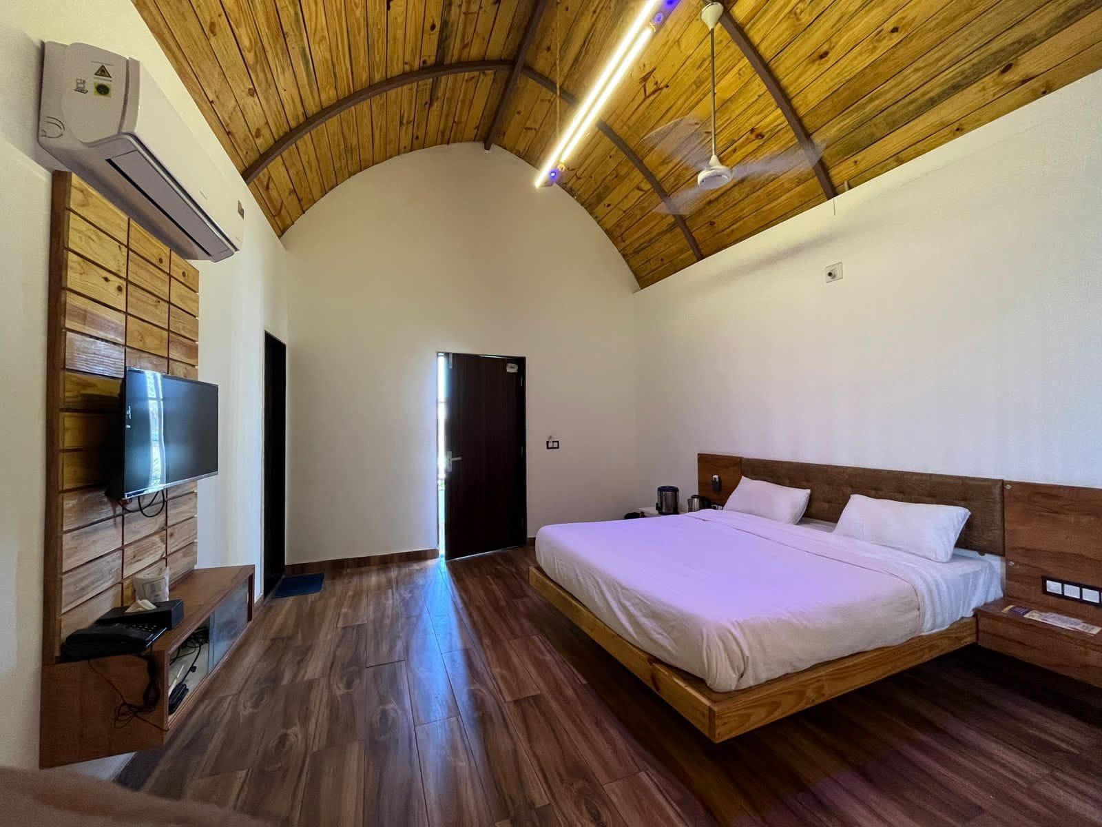 Cottage Room
