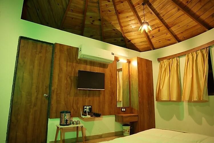 Cottage Room