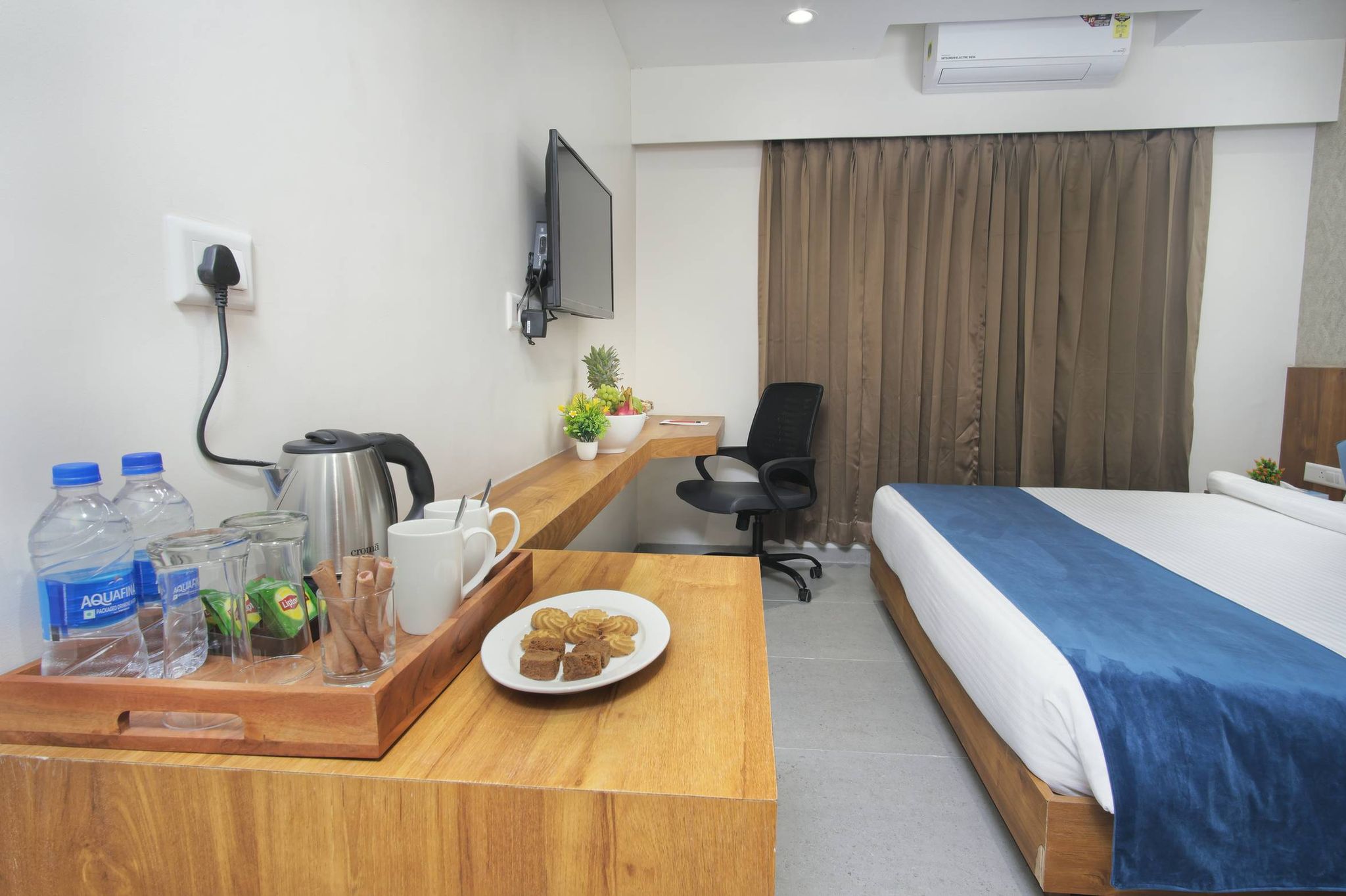 PRIDE ELITE BECHARAJI Superior Twin Room