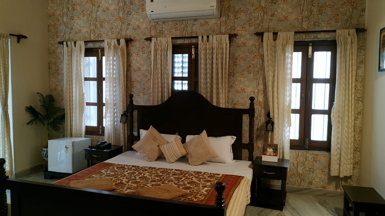 Suite Room with Free Wifi & Workdesk