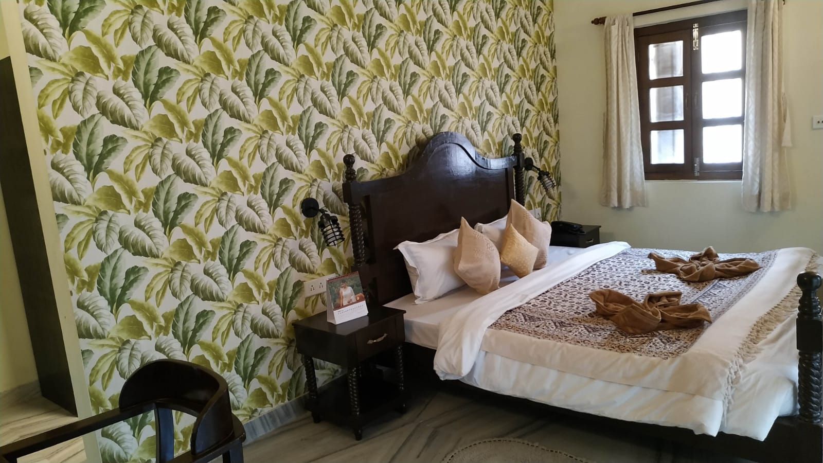 Suite Room with Free Wifi & Workdesk