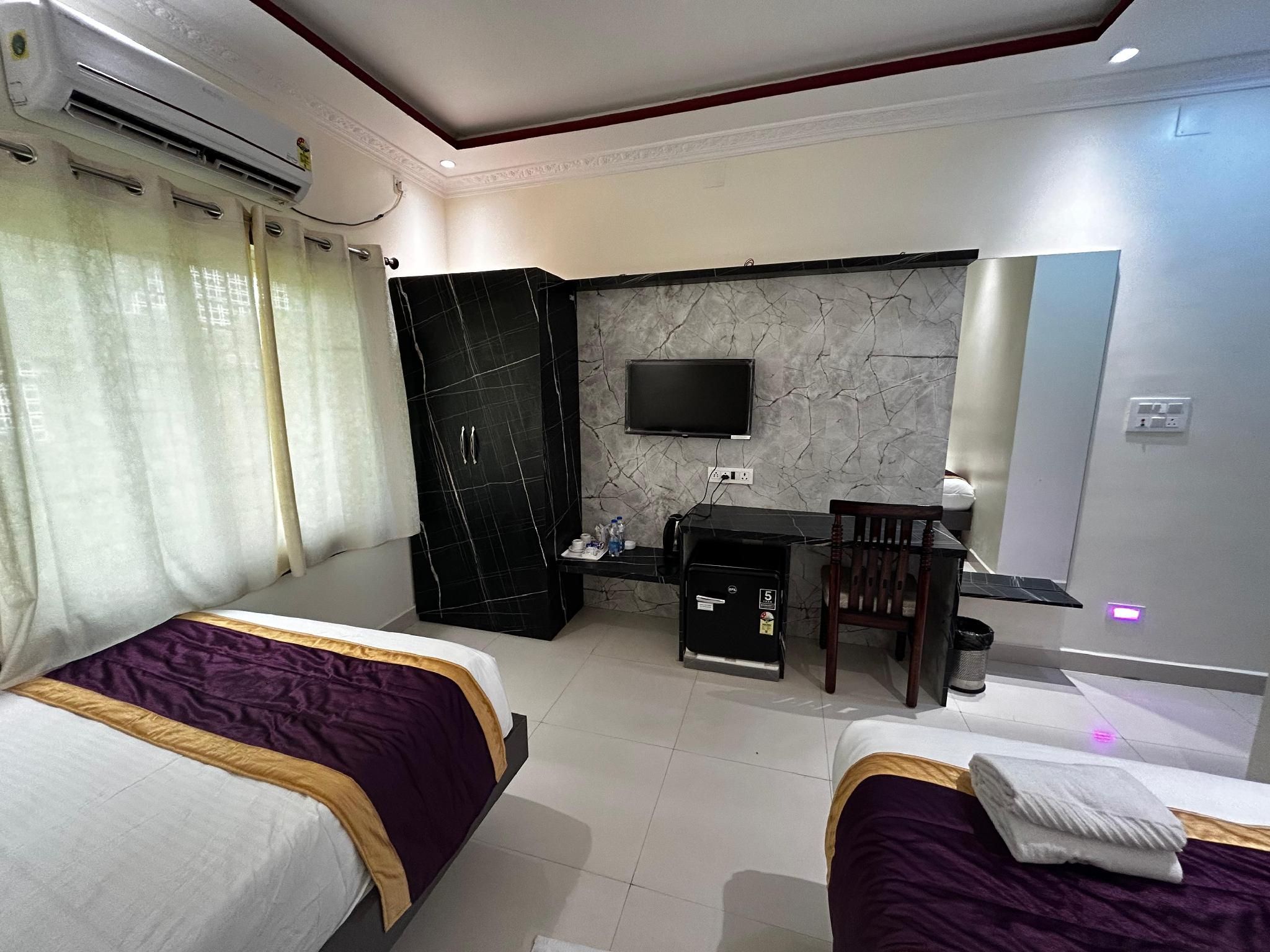Super Deluxe Room