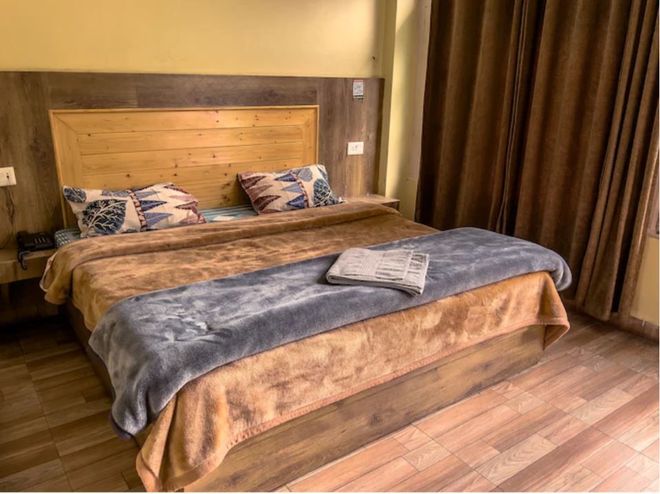 The Delhi Heights Kasol Deluxe room with Mountain View 2