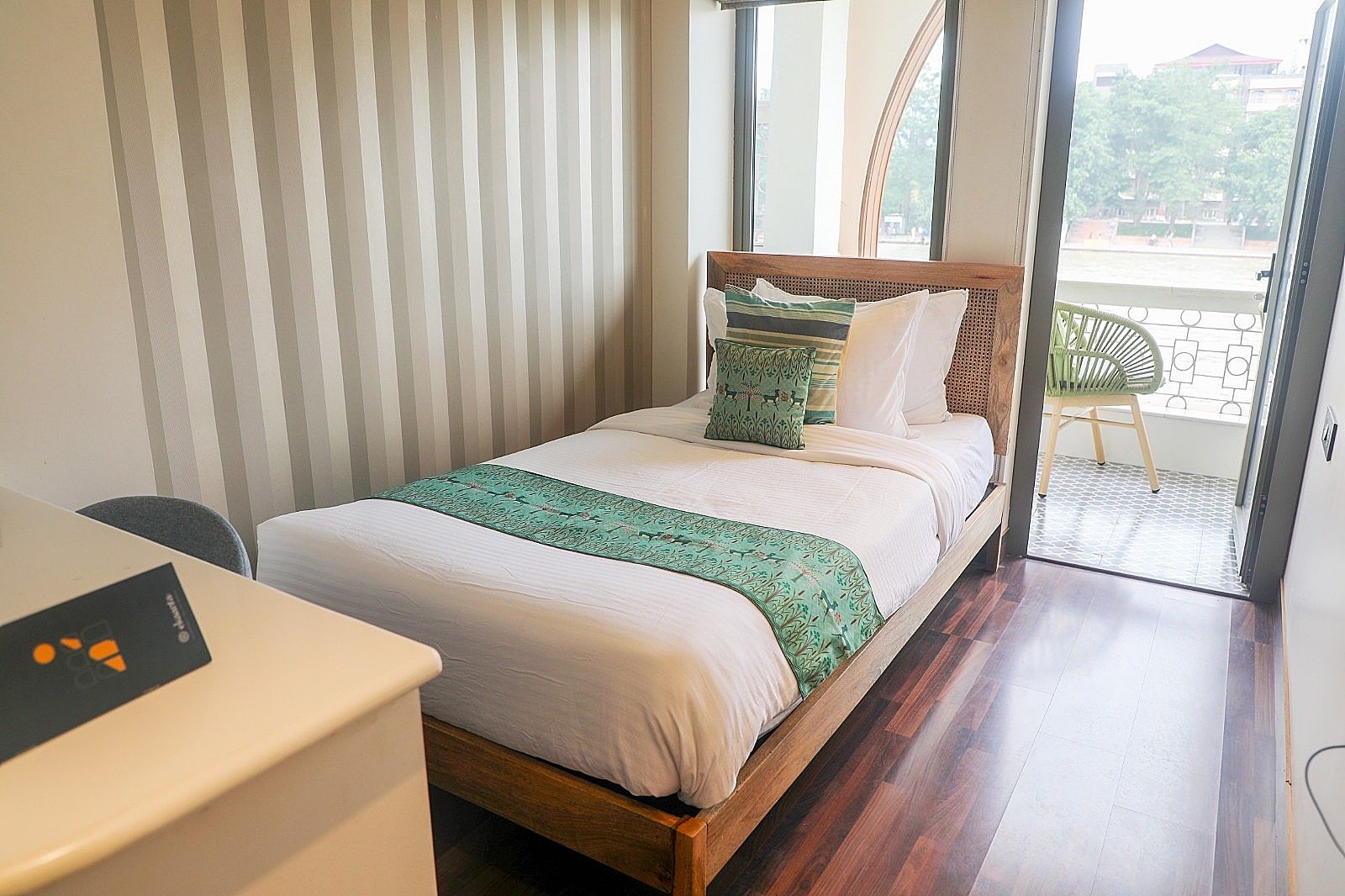 Deluxe Single Ganga View Room