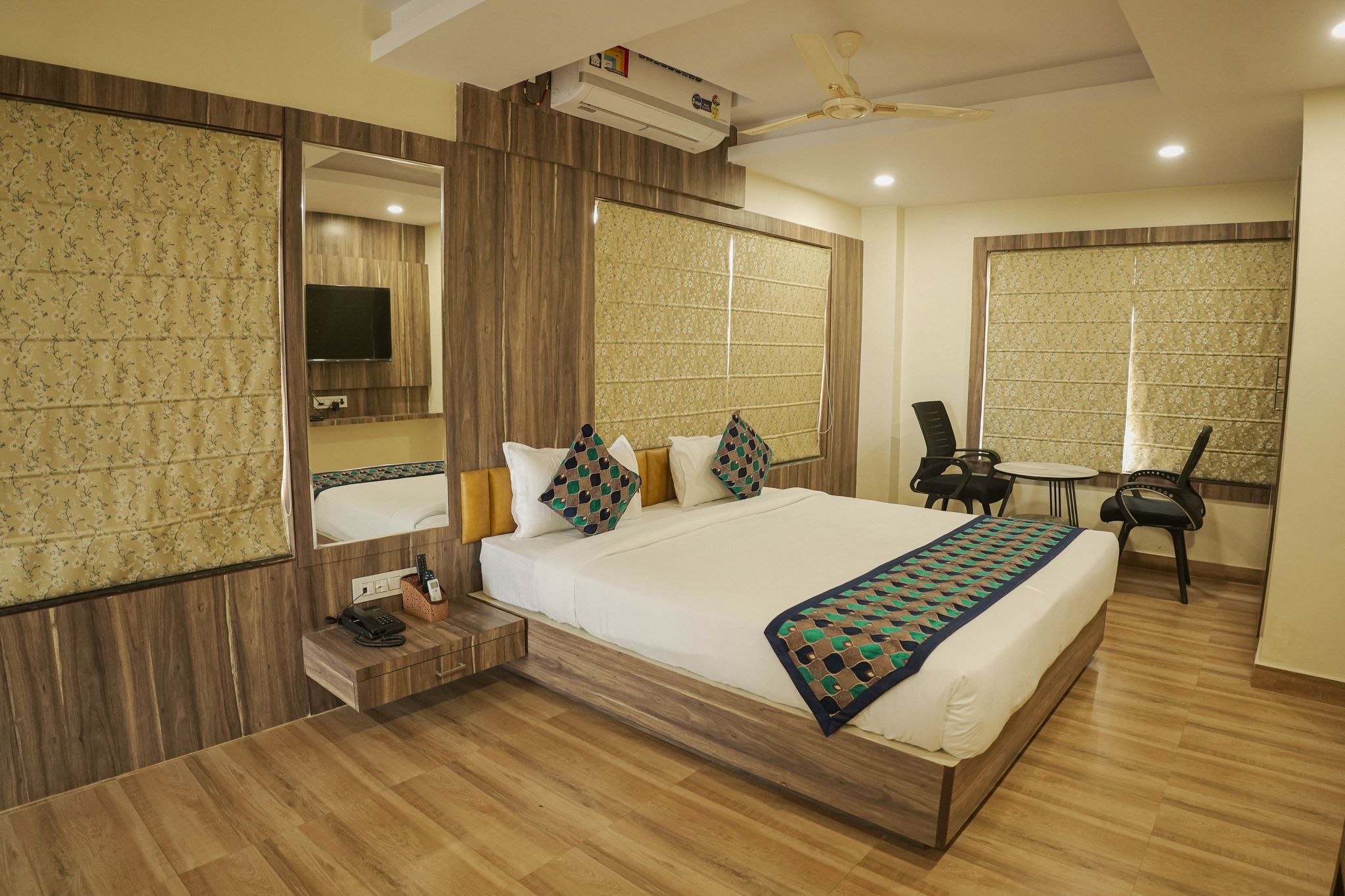 Suite Room