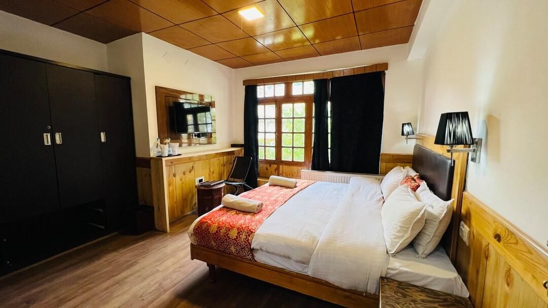 Palace View Standard Room 2