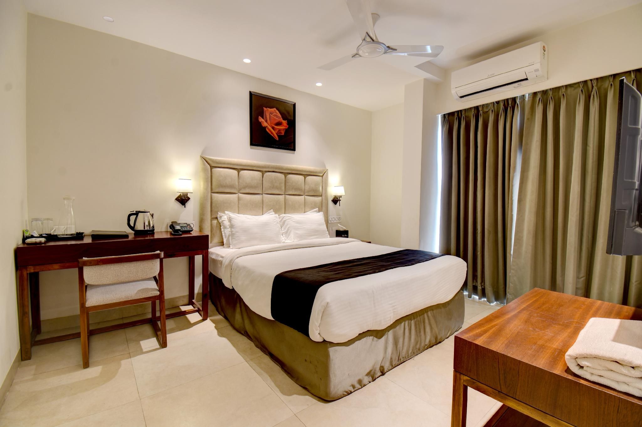 Elite Homes, Aurangabad Classic Room