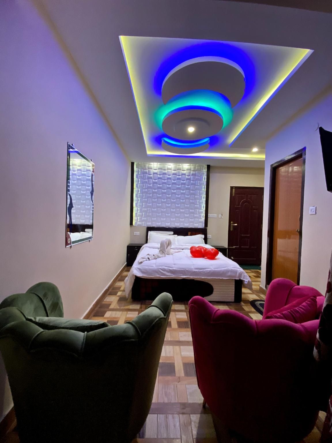 Queen Suite