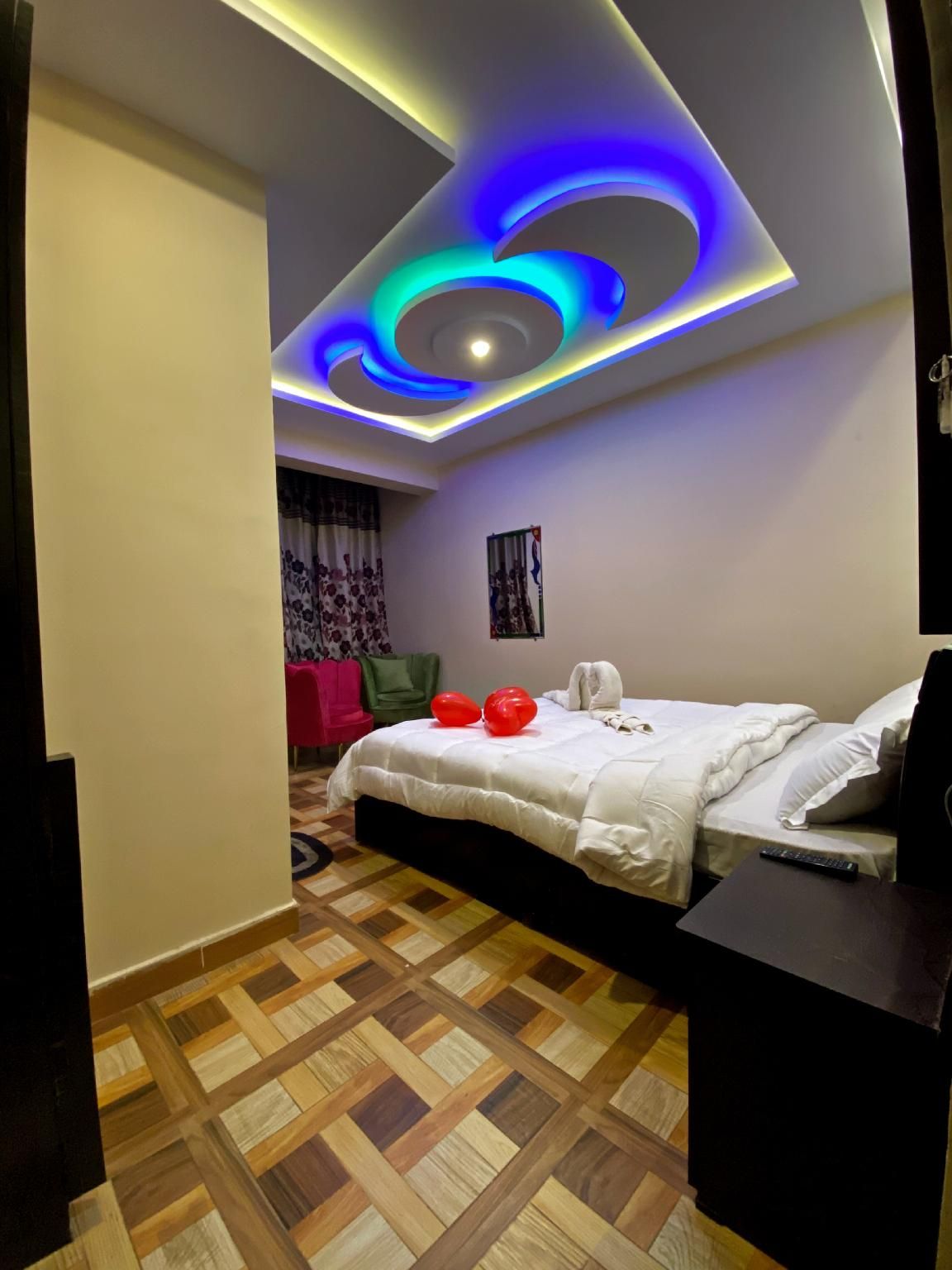 Queen Suite