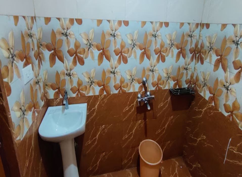 Large Family Room- 4 x 2 bedded room