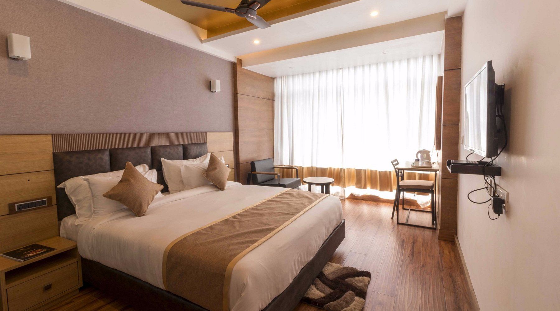 Super Executive Room