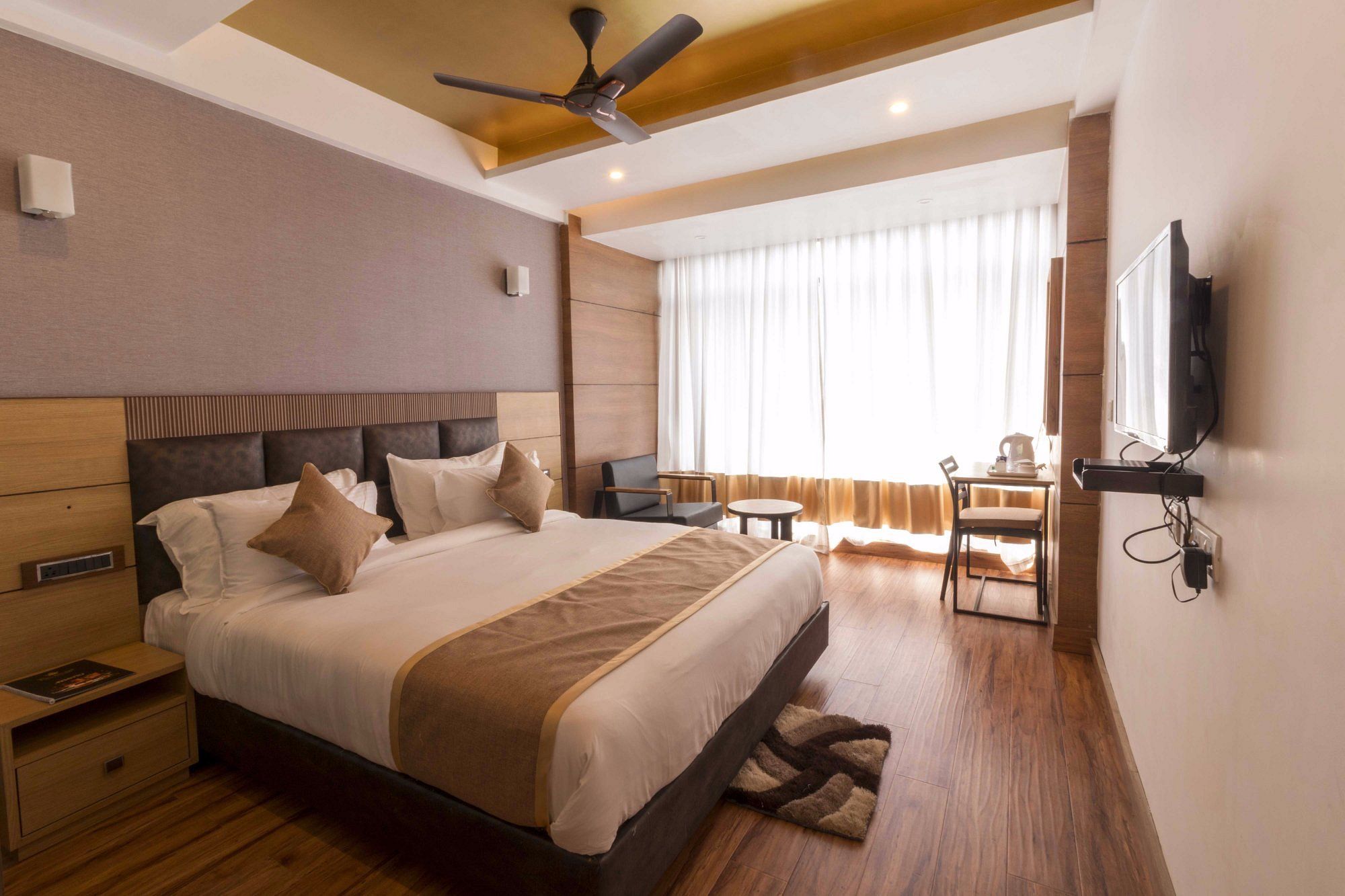 Super Executive Room