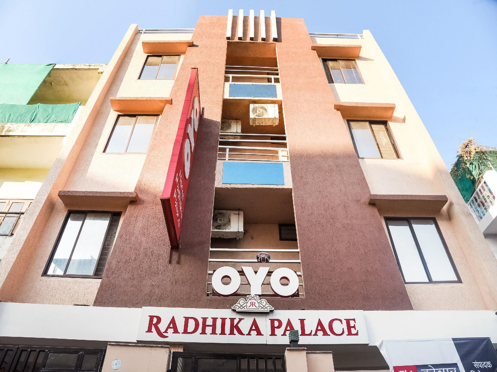 Super Hotel O Radhika Palace