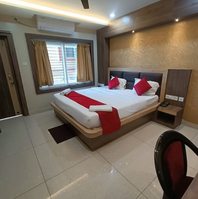 Hotel Guru Estate Super Deluxe Double Bed AC 2