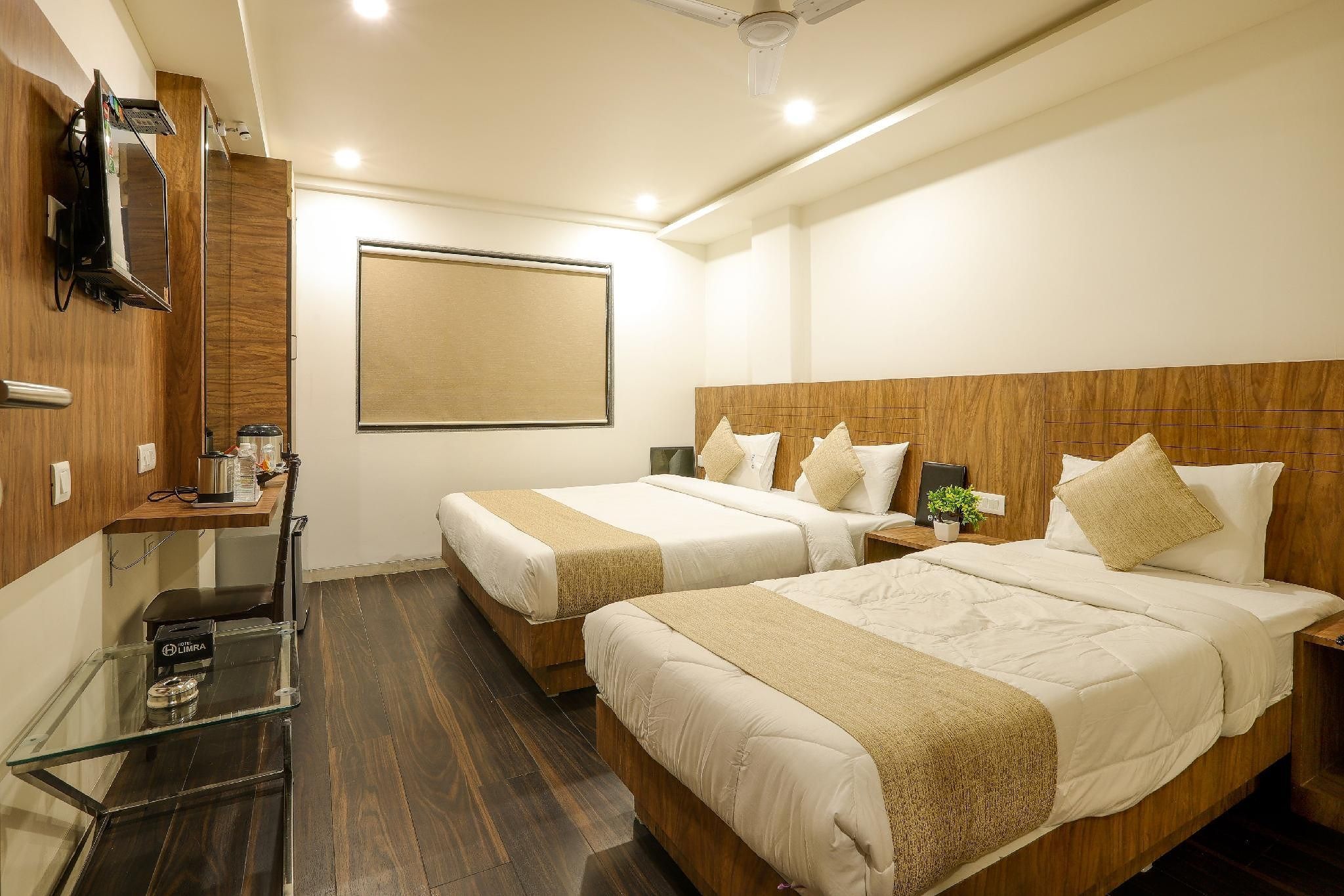 Hotel Limra Executive Room 2