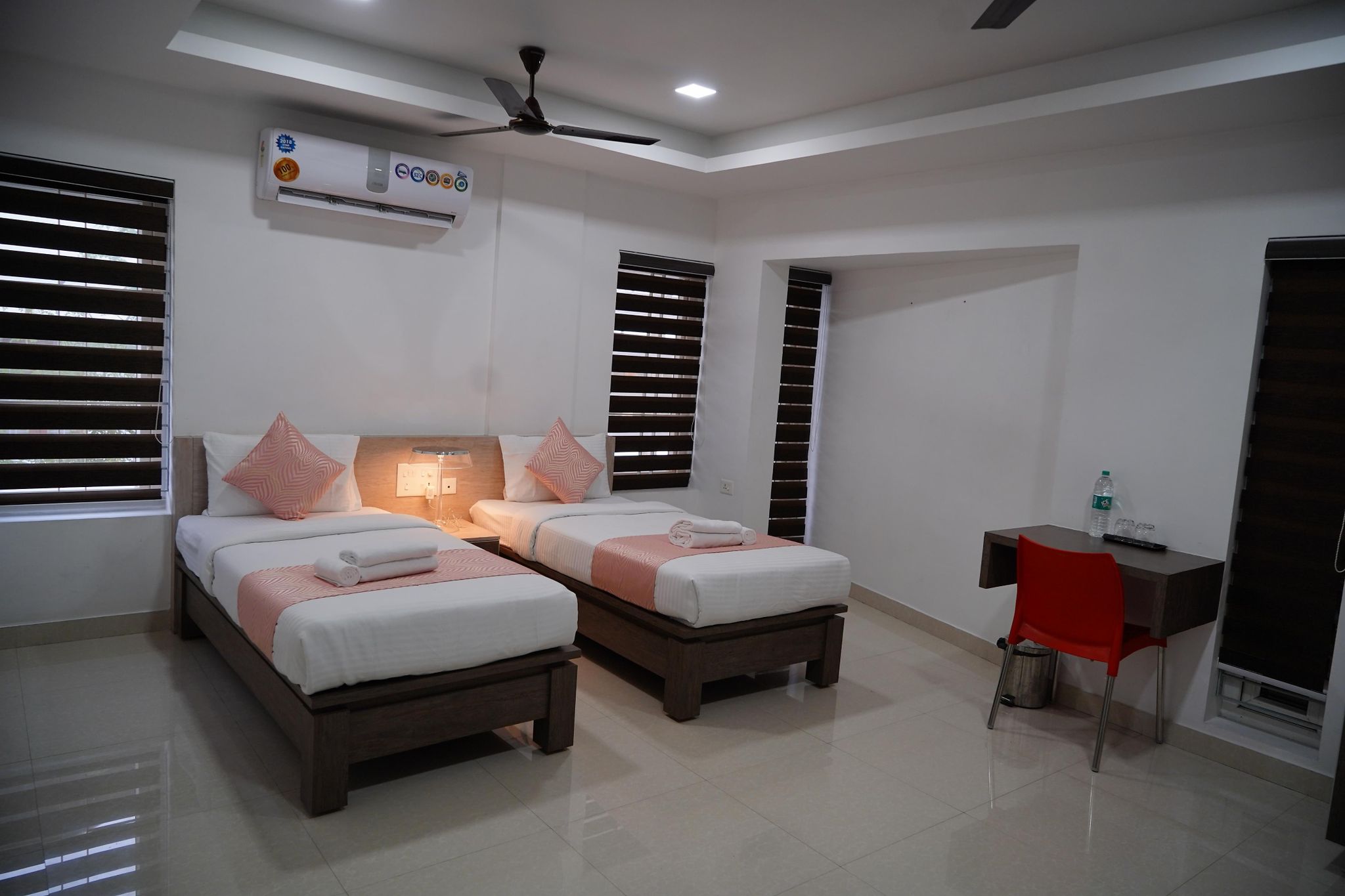 Chandra Inn Classic Ac Double Room 11