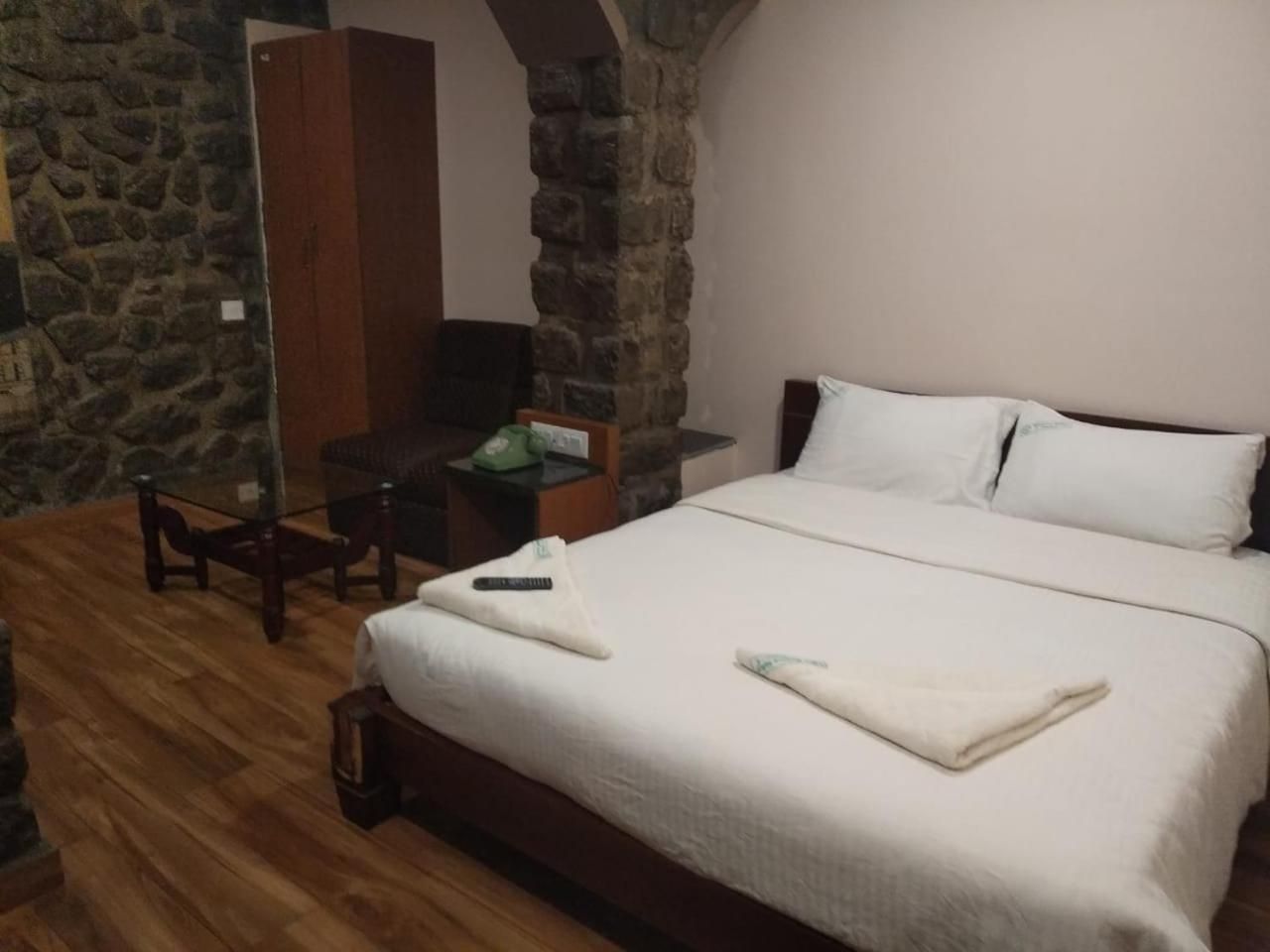 Double Room with Mountain View