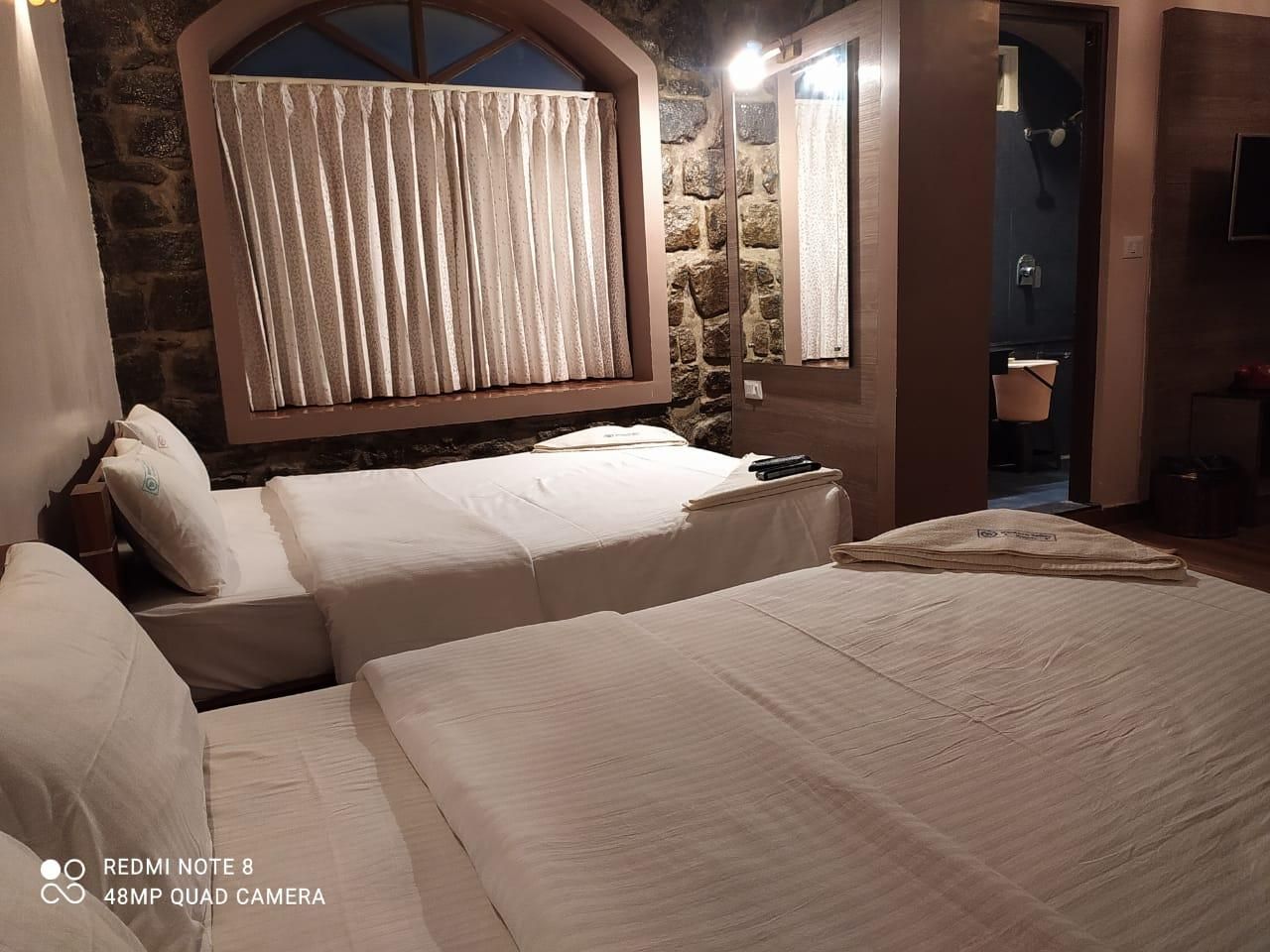Standard Quadruple Room - Non-Smoking