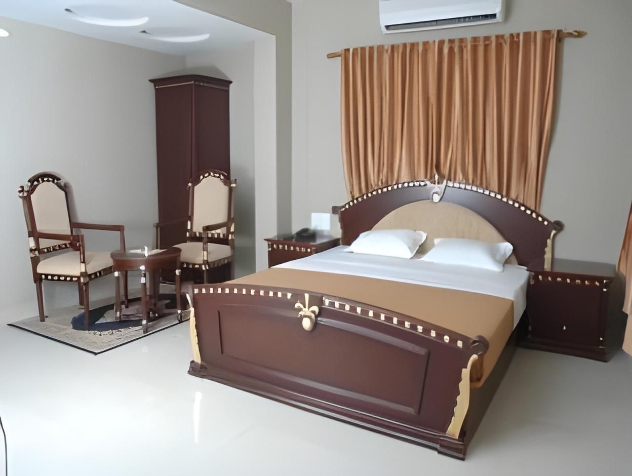 Hotel Indralok 1 Bedroom Deluxe