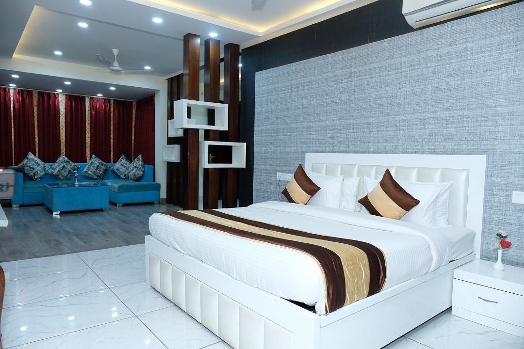 Black Mango Resort Super Deluxe Rooms