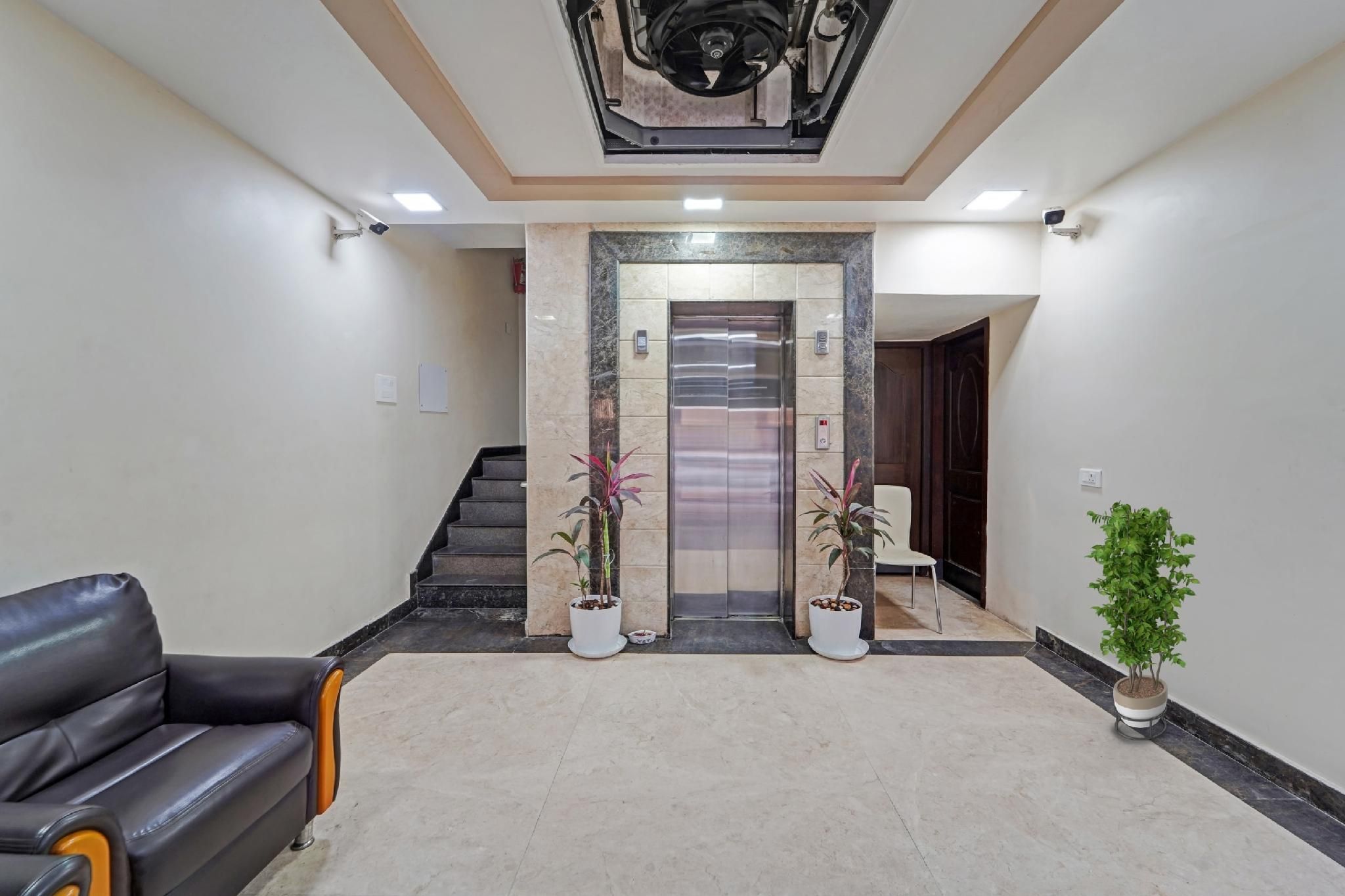 15b7bfb4e8ac9cdf18ecd880da881ab2