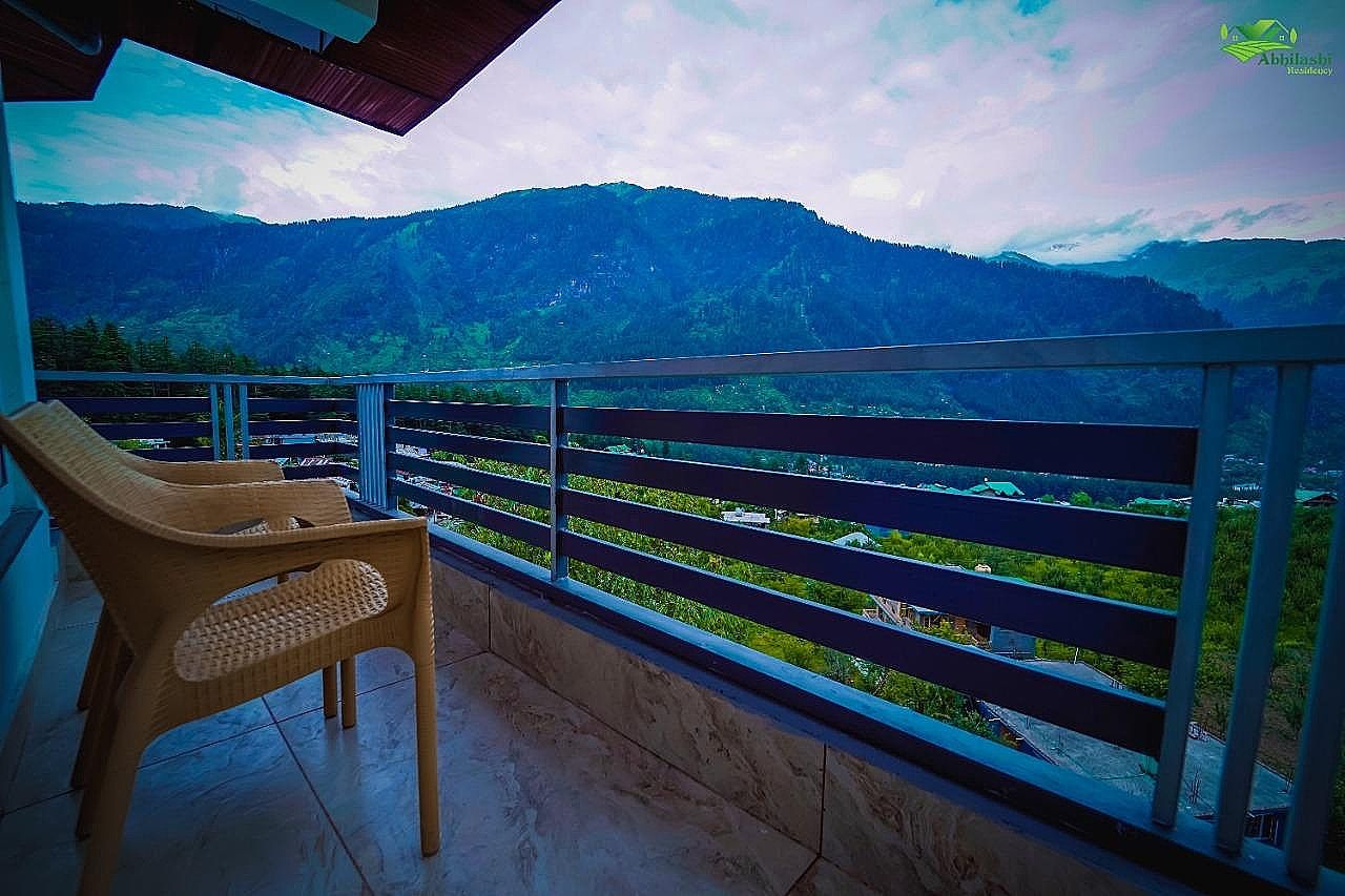 Abhilashi Residency & Spa - Centrally Heated Deluxe Balcony