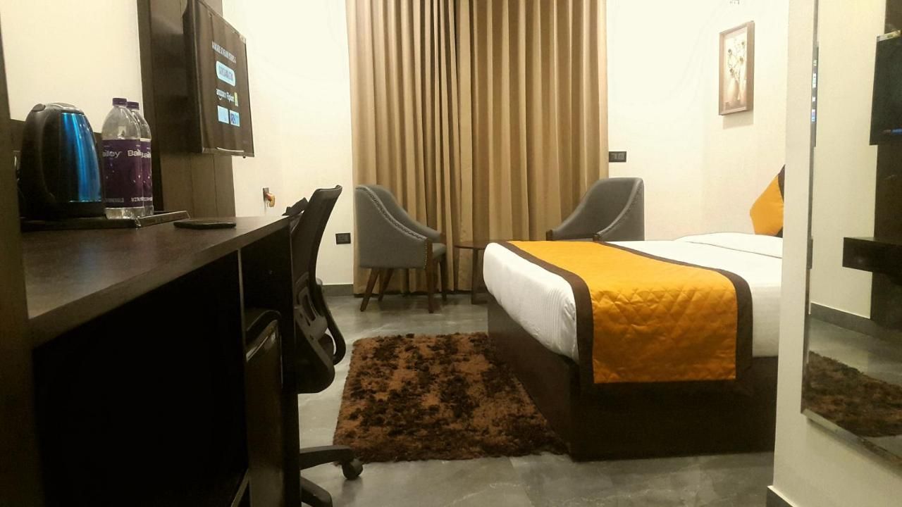 Hotel Aksh Inn