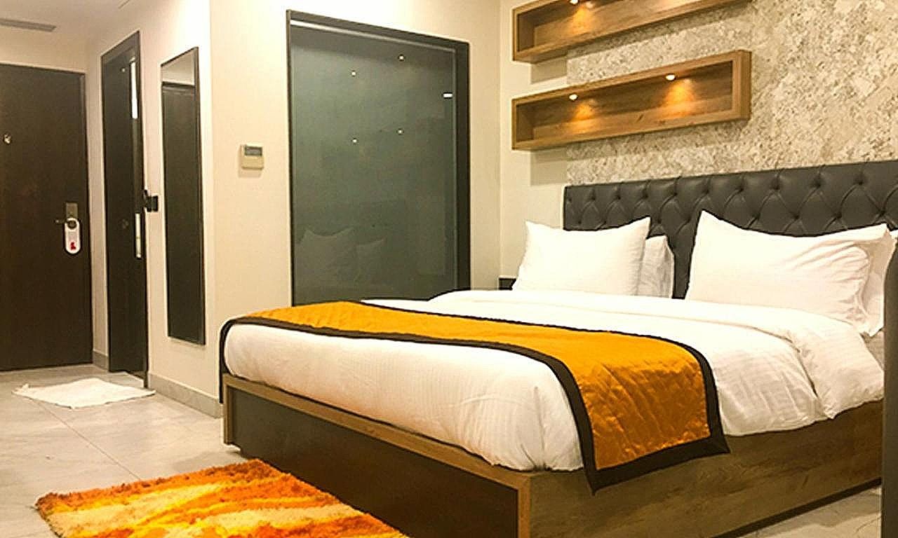 Hotel Aksh Inn