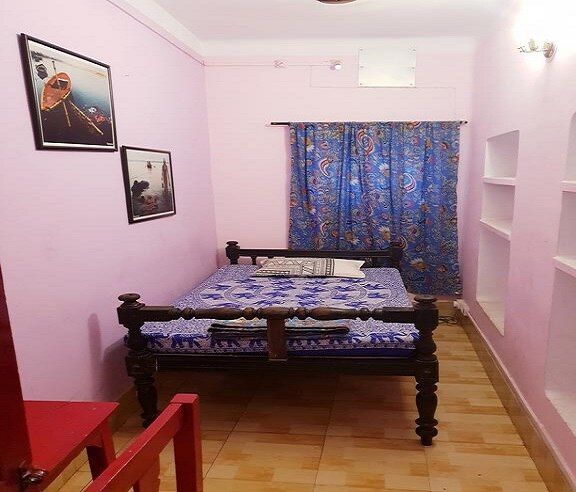 Deluxe Non- Air Conditioning Room