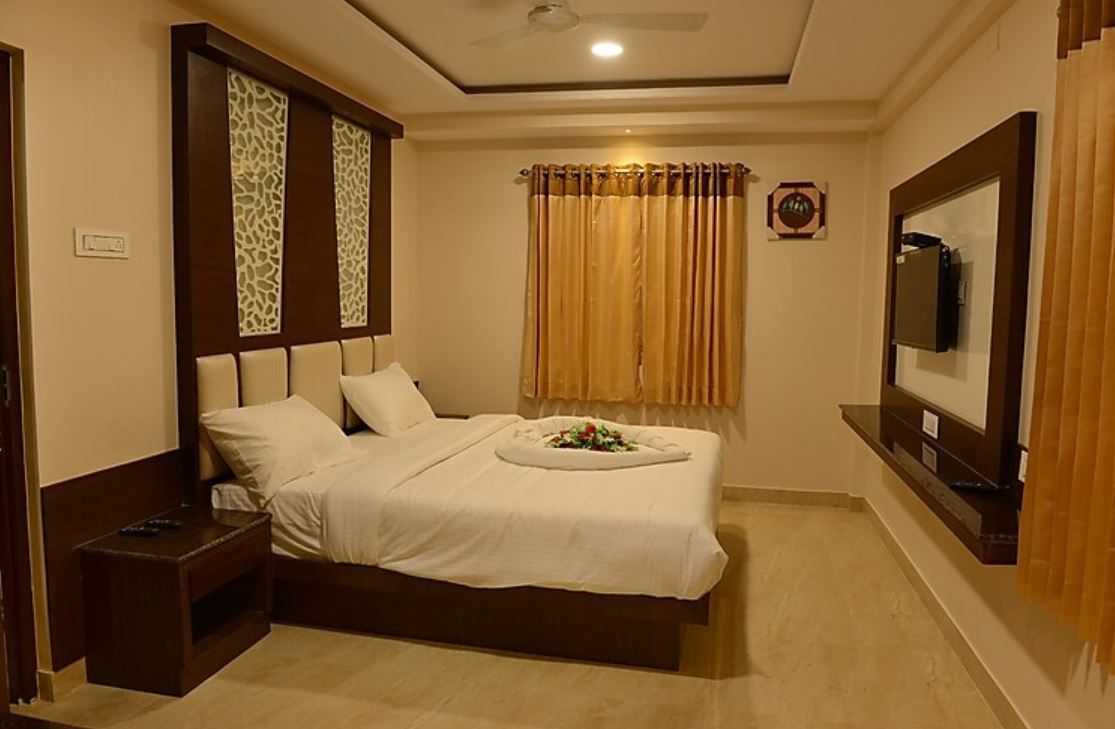 Hotel STM Palace Deluxe Double Room 5