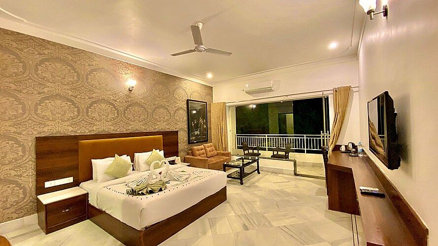 Super Deluxe with Balcony