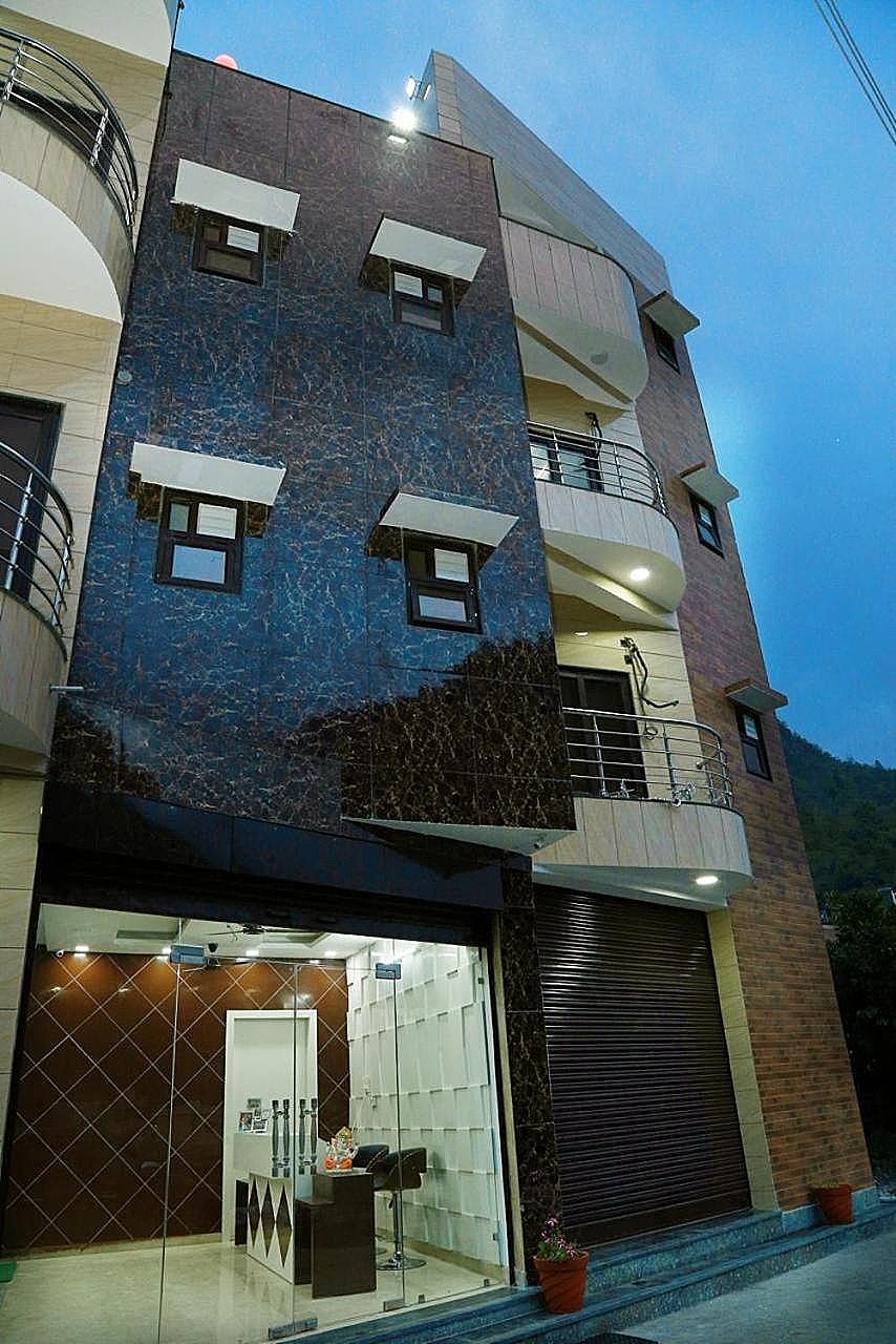 Hotel Exterior