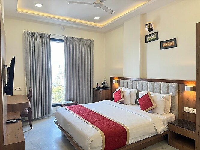 RABBIT RATNAM Deluxe Double Room 2