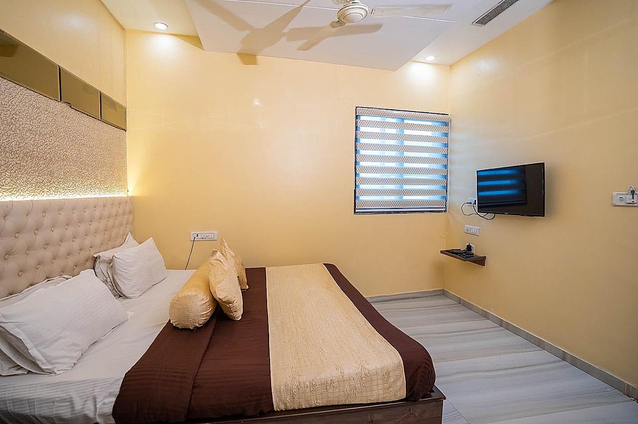 Hotel Royce Executive Near US Consulate, Bandra Kurla Complex Superior Room 3