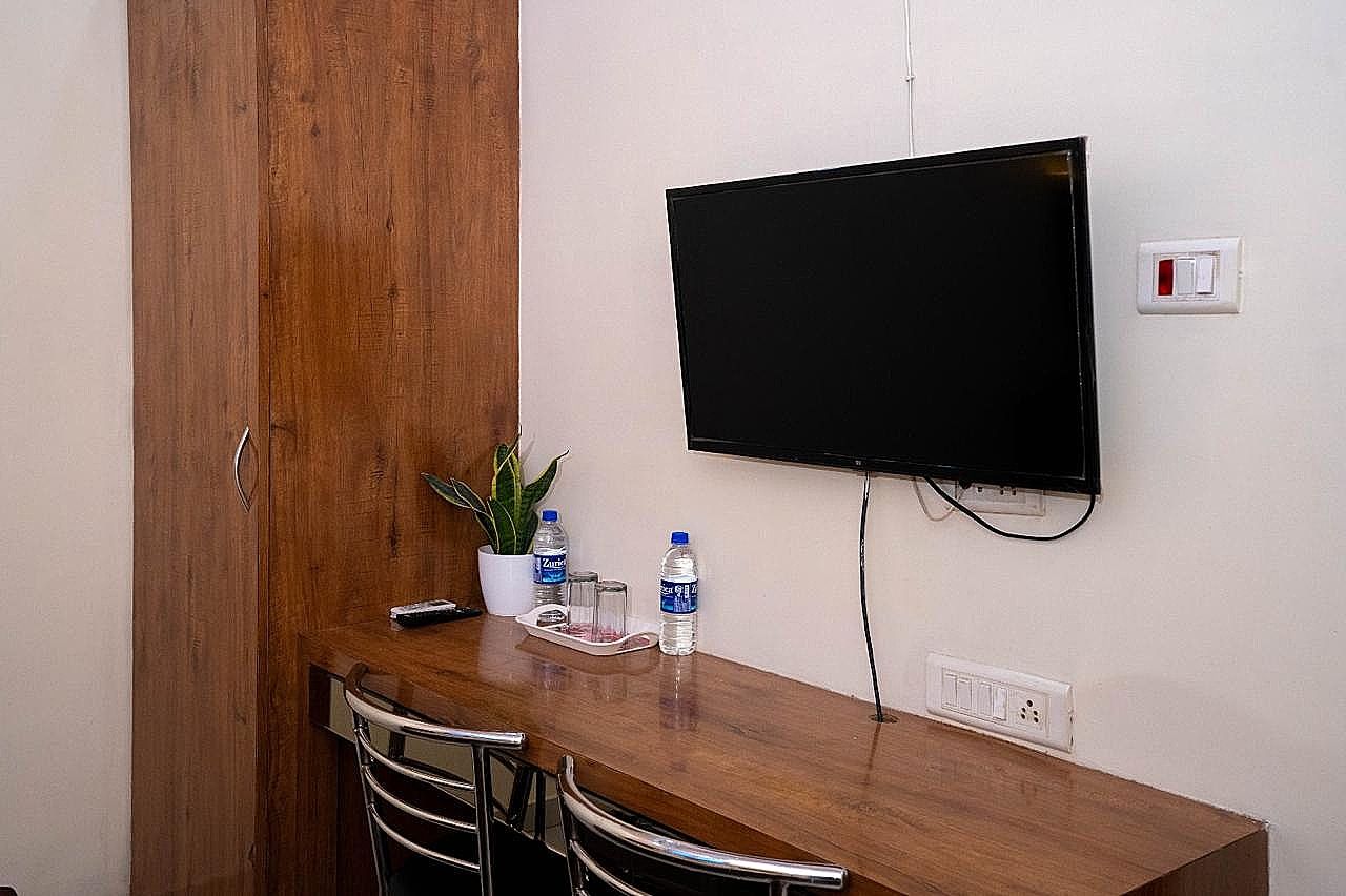 Hotel Royce Executive Near US Consulate, Bandra Kurla Complex Superior Room 15