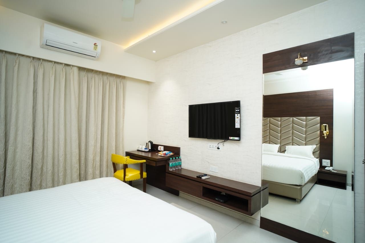 Orange Tree Hotels Standard Room 3