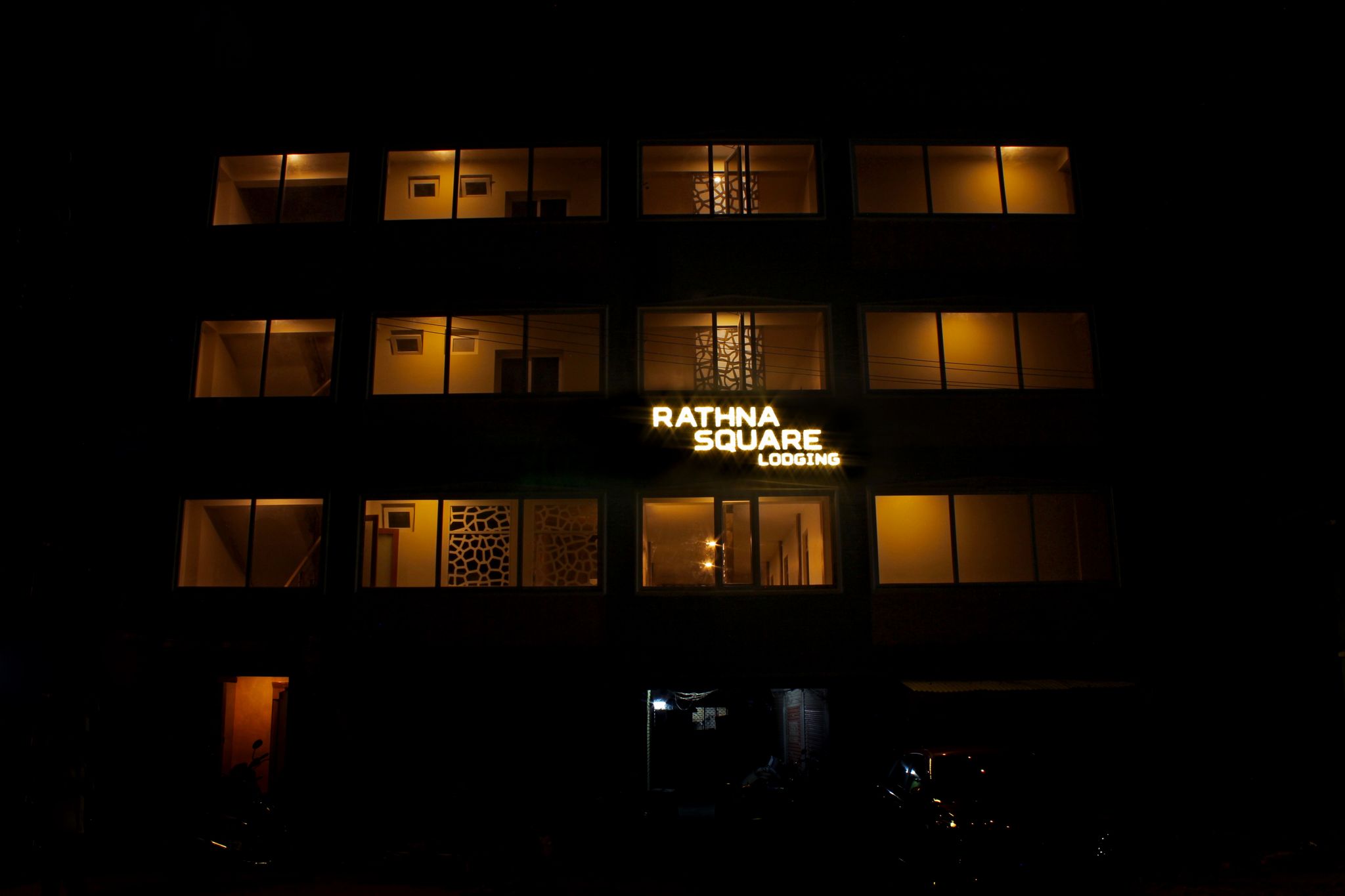 Rathna Square 