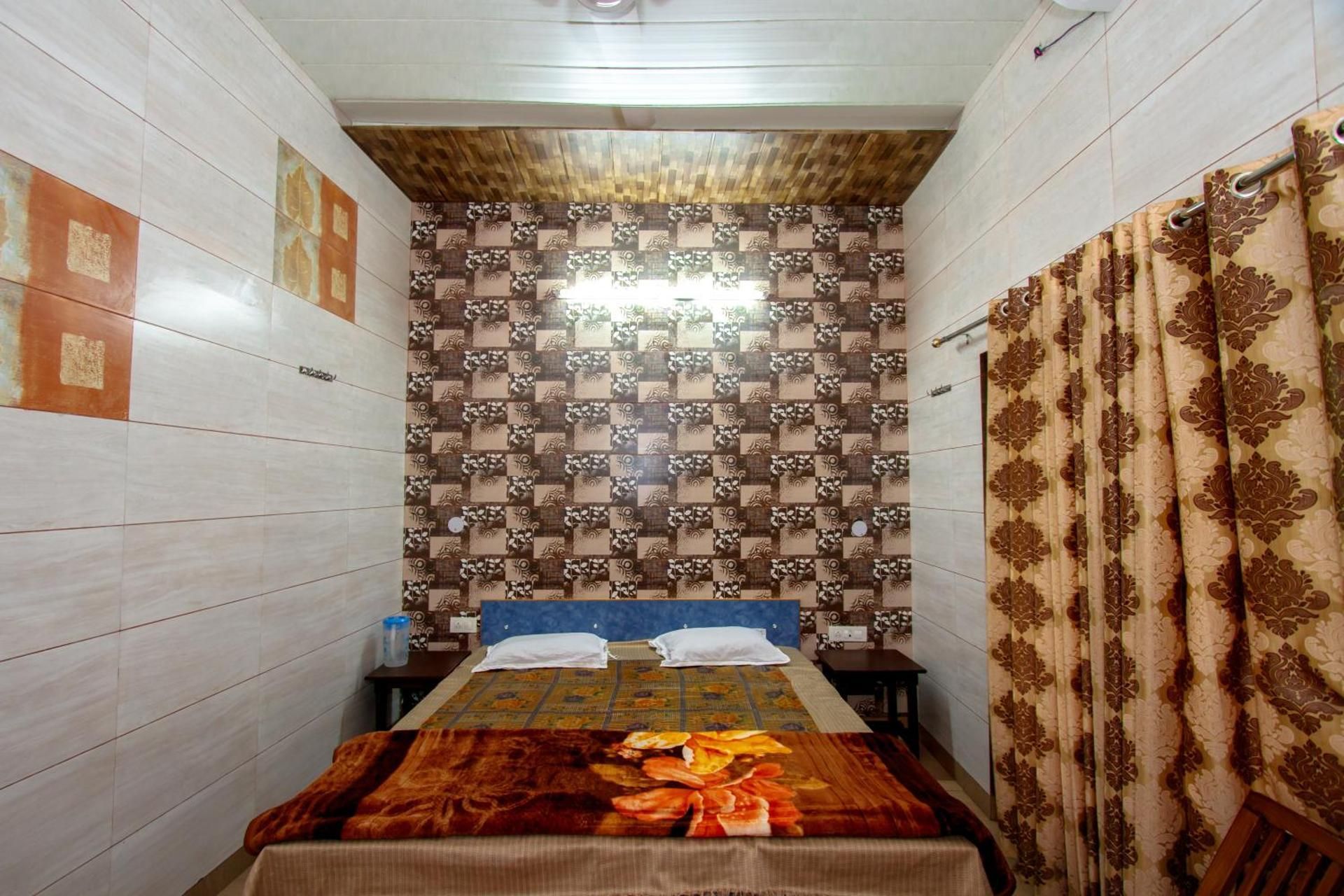 Deluxe Double Room with AC