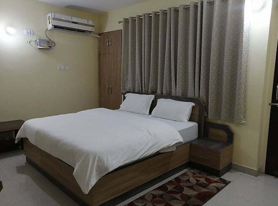 Hotel Nageshwar Palace AC DELUXE ROOM