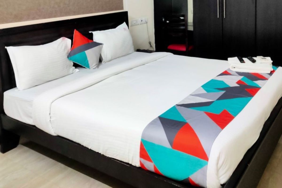 Neighbour Inn Elite Superior RoomAC 3